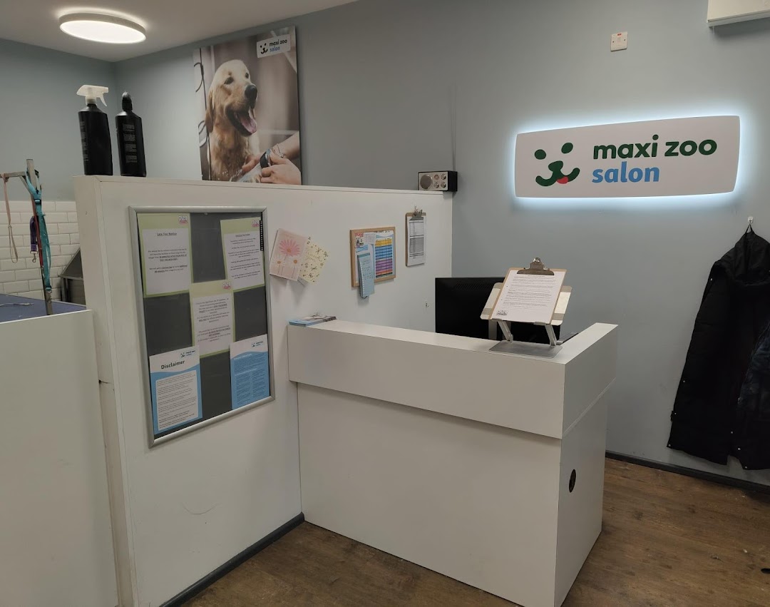Maxi Zoo Salon Belgard in Dublin