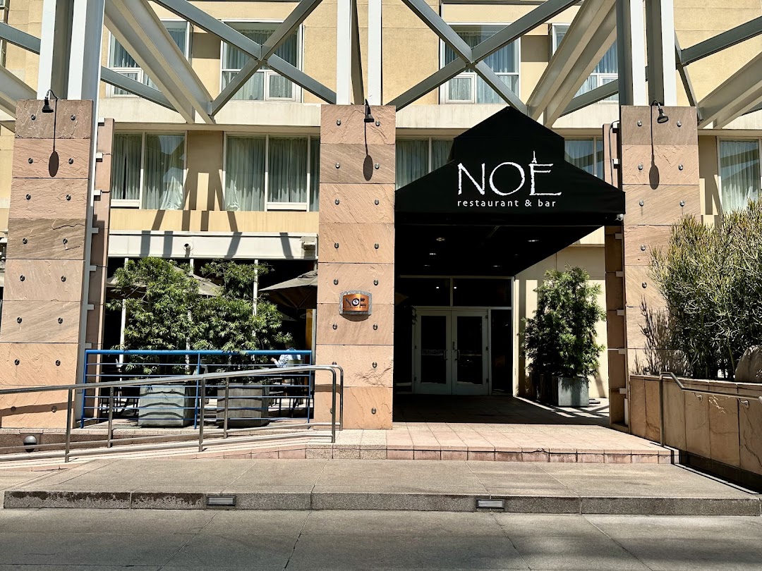 Noe Restaurant & Bar in Los Angeles