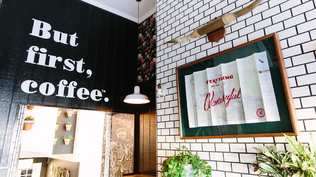Alfred Coffee in Los Angeles