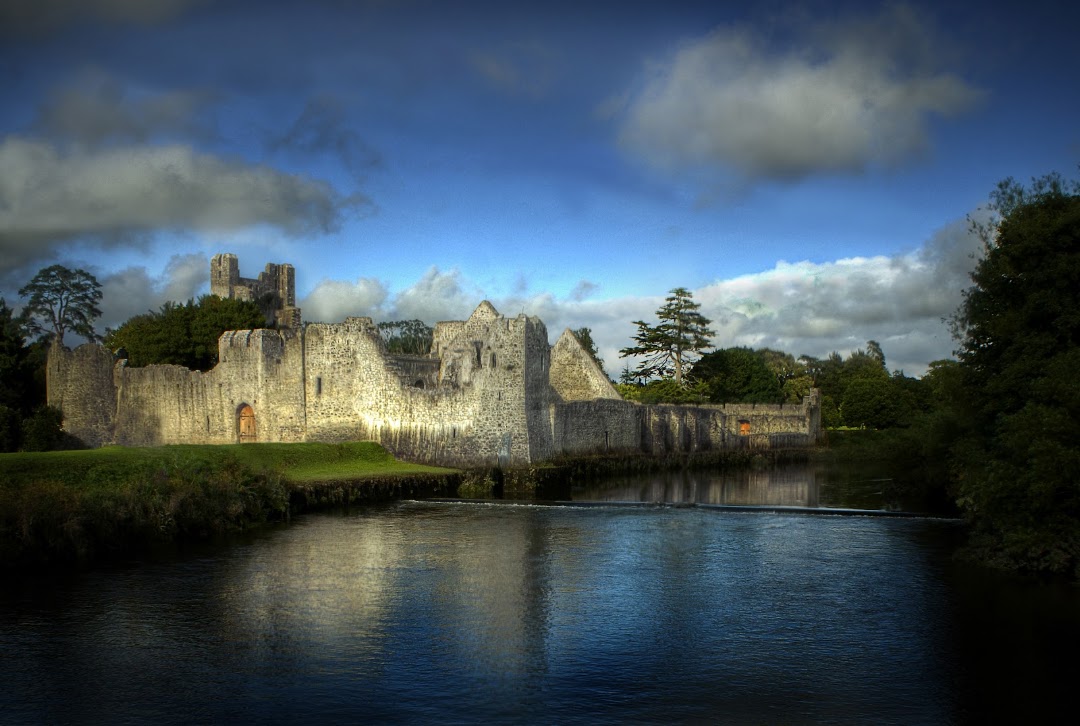 Desmond Castle Adare
