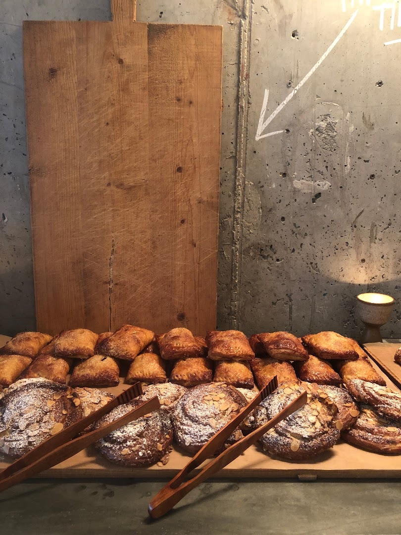 Jolene Bakery & Restaurant in London