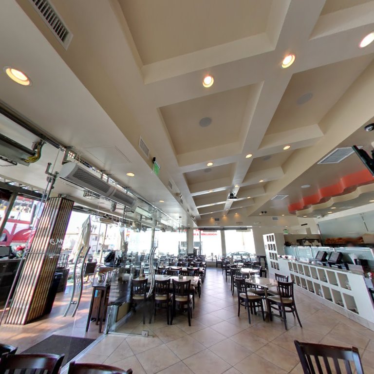Aroma Sunset Bar and Grill in Los Angeles