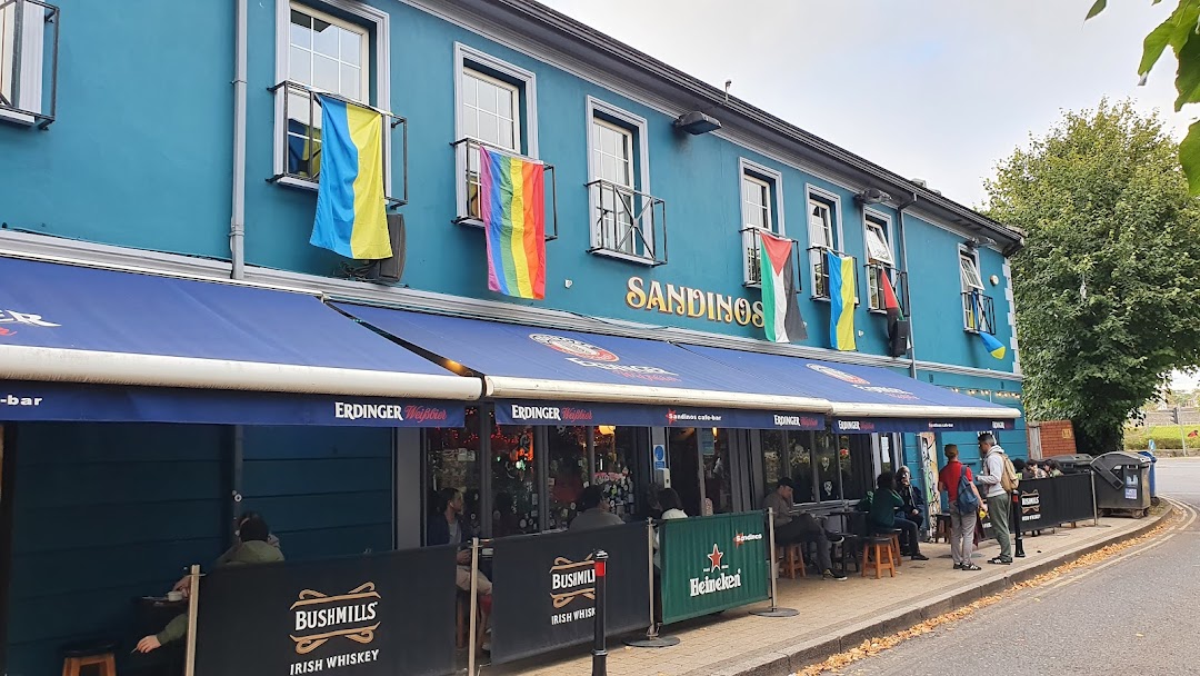Sandinos in London