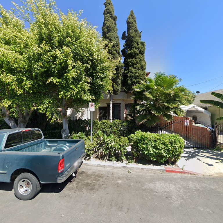 Naryn Guest house in Los Angeles