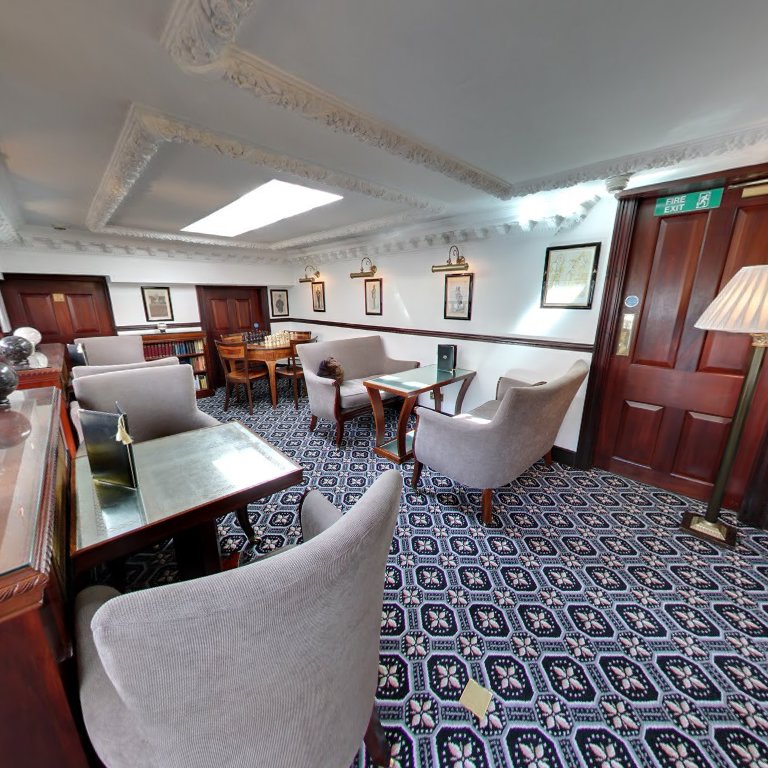 Hotel 41