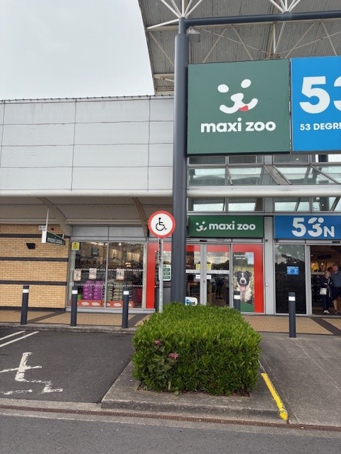 Maxi Zoo Blanchardstown in Dublin
